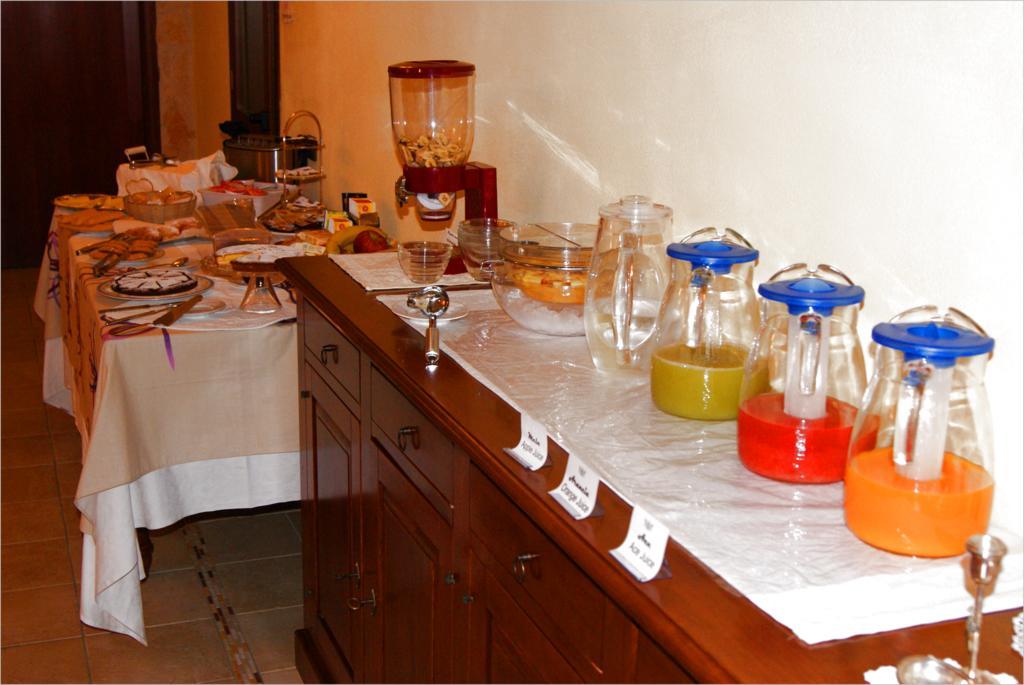 Gentarrubia Bed & Breakfast Capoterra Dış mekan fotoğraf