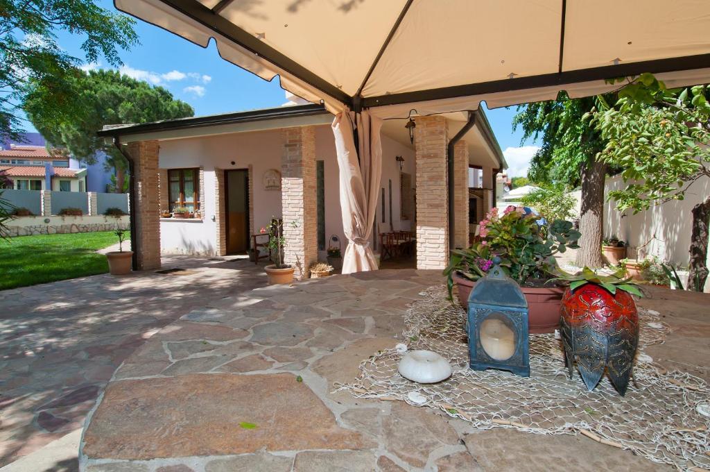 Gentarrubia Bed & Breakfast Capoterra Dış mekan fotoğraf
