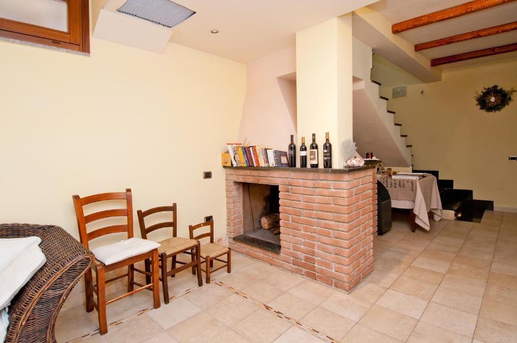 Gentarrubia Bed & Breakfast Capoterra Dış mekan fotoğraf